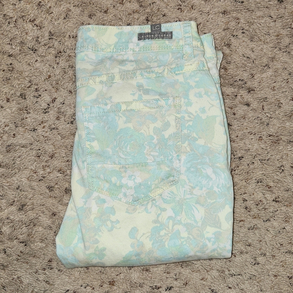 LC skinny jeans